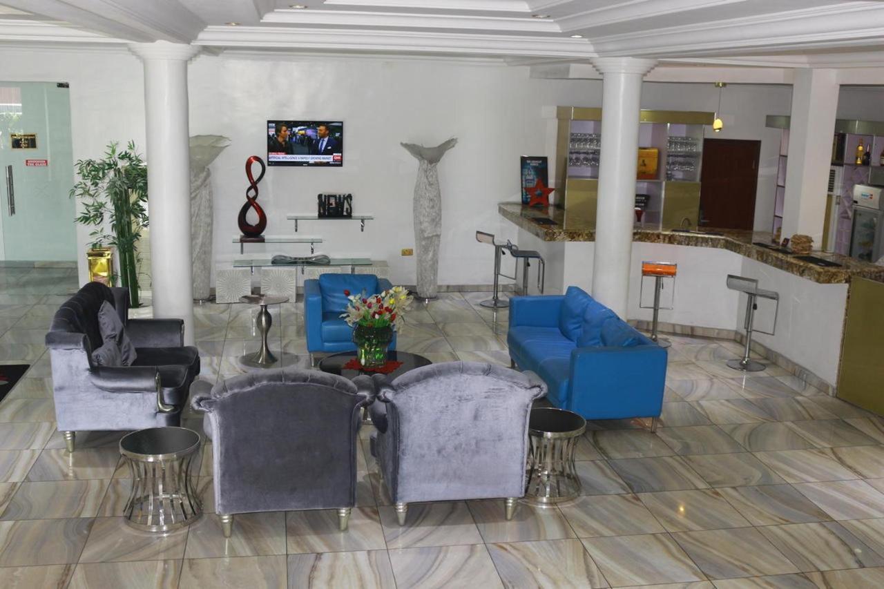 Bon Hotel Port Harcourt At La Kings Екстериор снимка